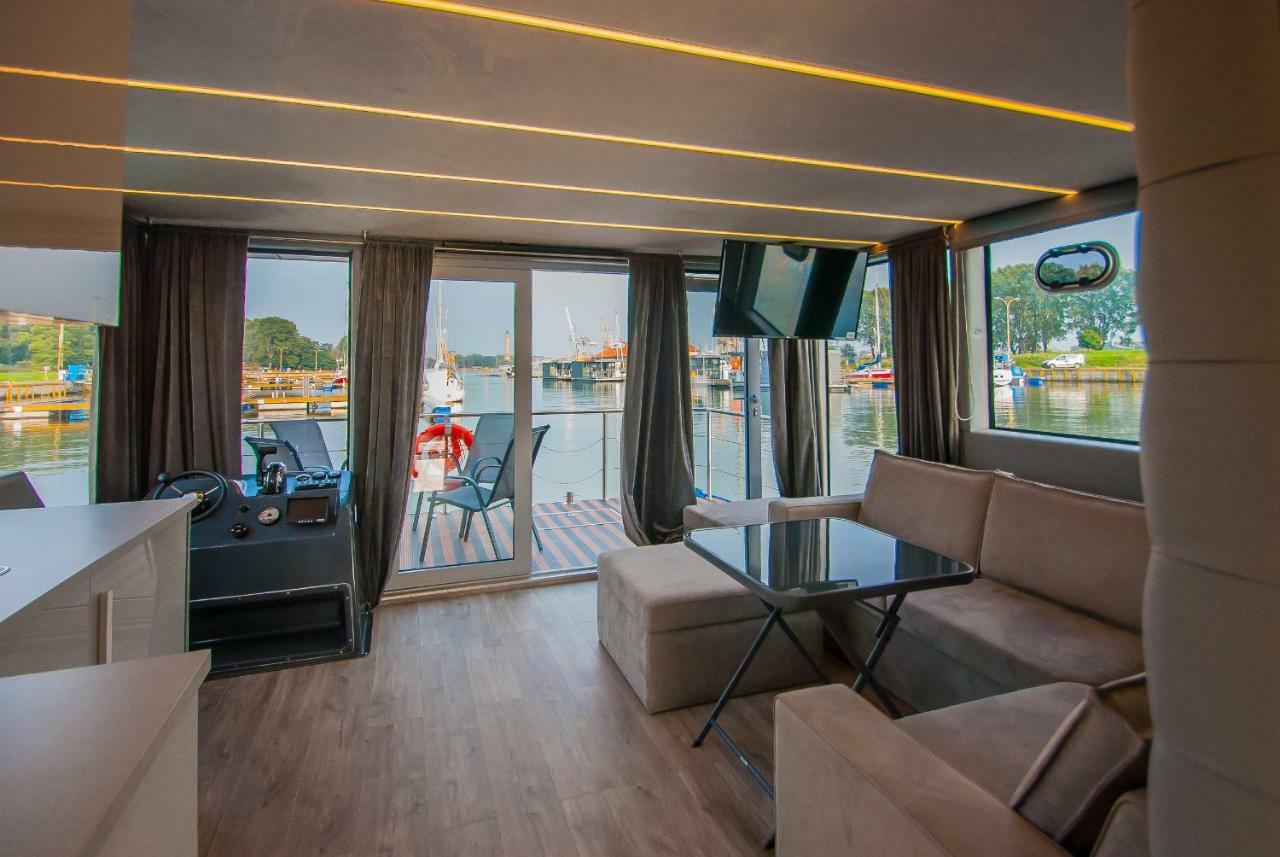 Amber Houseboat Daire Swinoujscie Dış mekan fotoğraf